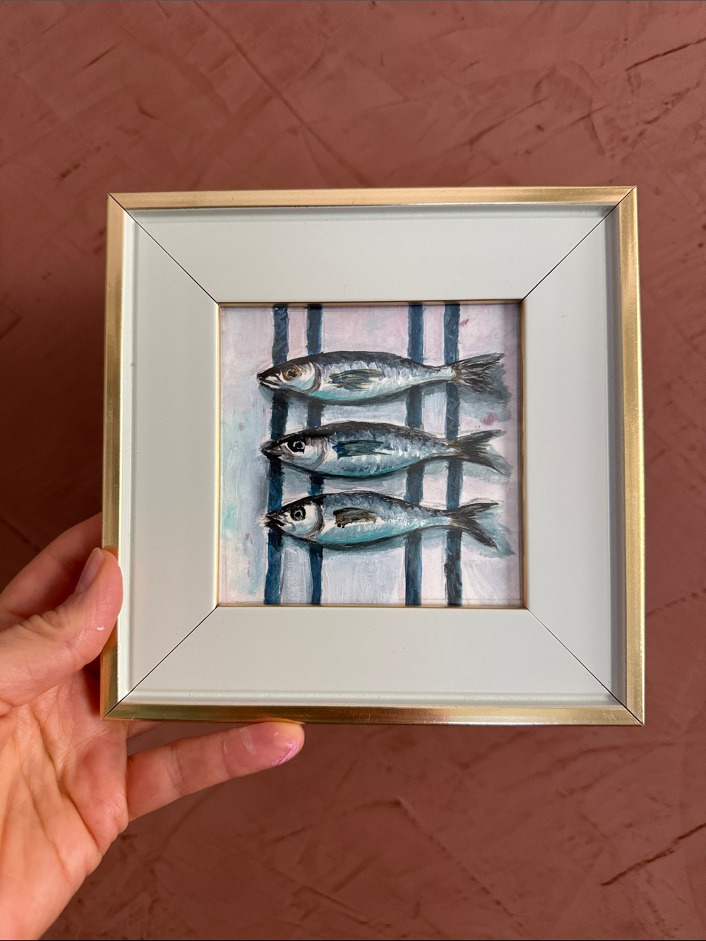 Classic Fish Wall Ornament Frame - White and Gold, 4"x4"
